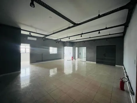 Sala comercial para locação com 150m² no Jardim Aquarius
