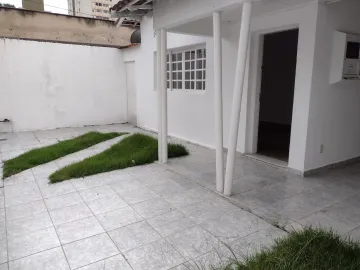 Alugar Casa / Padrão em São José dos Campos. apenas R$ 740.000,00