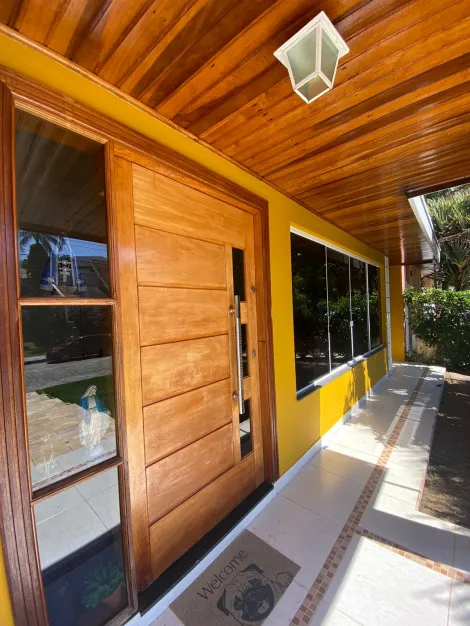 Casa à venda em condomínio com 4 quartos e 4 vagas de garagem | 271m² no Esplanada do Sol